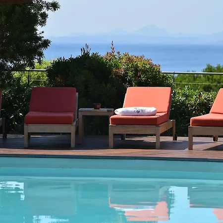 Hotel Alivi Di Santa Giulia 4*