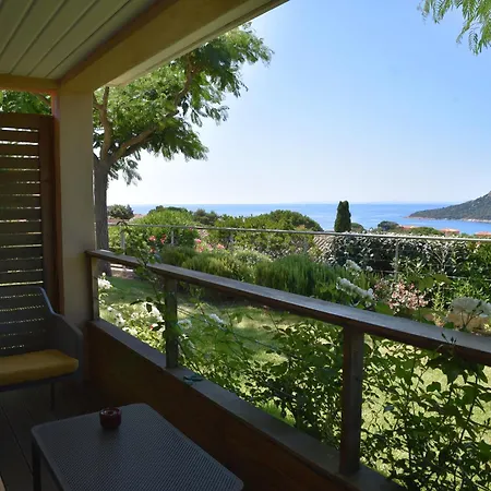 Hotel Alivi Di Santa Giulia فندق