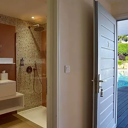 Hotel Alivi Di Santa Giulia 4*