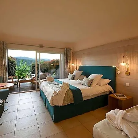 Hotel Alivi Di Santa Giulia فندق بورتو فيكشْيو