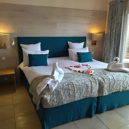 Hotel Alivi Di Santa Giulia فندق