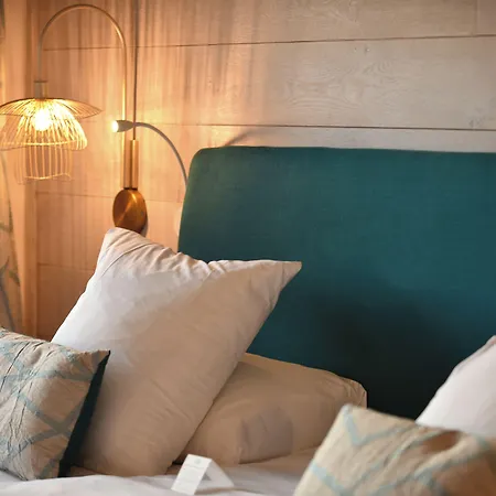 Hotel Alivi Di Santa Giulia فندق