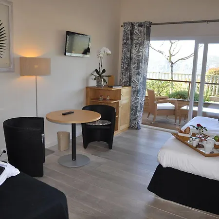 Alivi Di Santa Giulia Порто-Веккіо