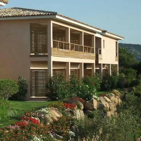 Готель Alivi Di Santa Giulia Порто-Веккіо