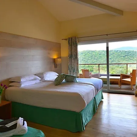 Hotel Alivi Di Santa Giulia فندق 4*
