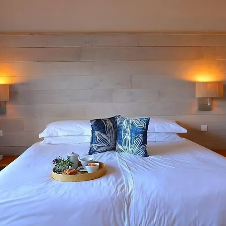 Hotel Alivi Di Santa Giulia فندق 4*