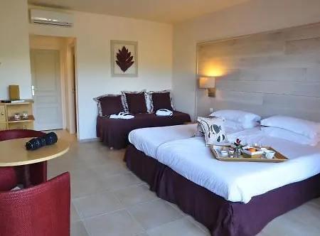 Hotel Alivi Di Santa Giulia فندق 4*
