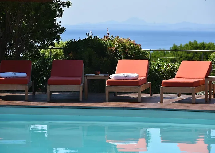 Hotel Alivi Di Santa Giulia 4*